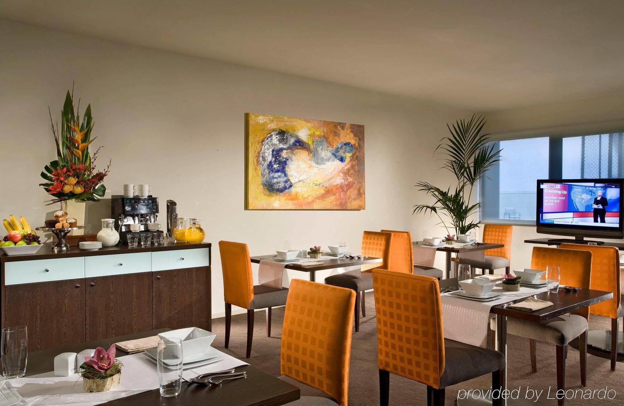 Urban Apartments Melbourne On Elizabeth Restoran gambar